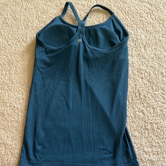 Tank top with built in bra - Picture 2 of 2